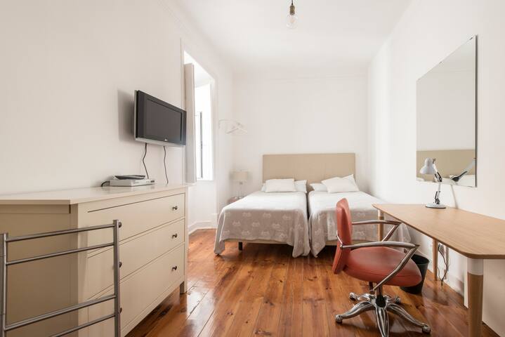 Gulbenkian Park Residence Apartment gallery image 3