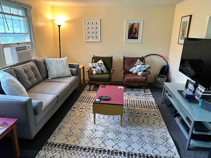 Cosy 3 Bed, 2 Bath, Large Deck, Near Lake & Hikes - Fleischmanns, NY