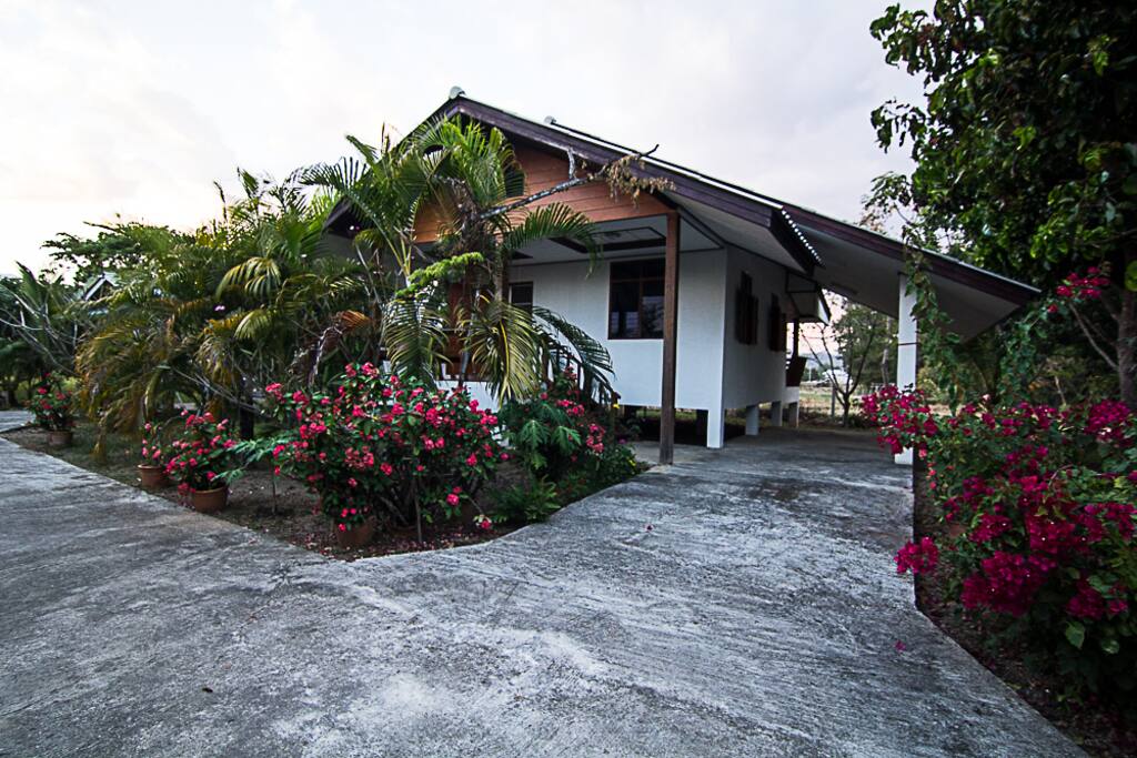Entrance, Car Park, Big Chalet House