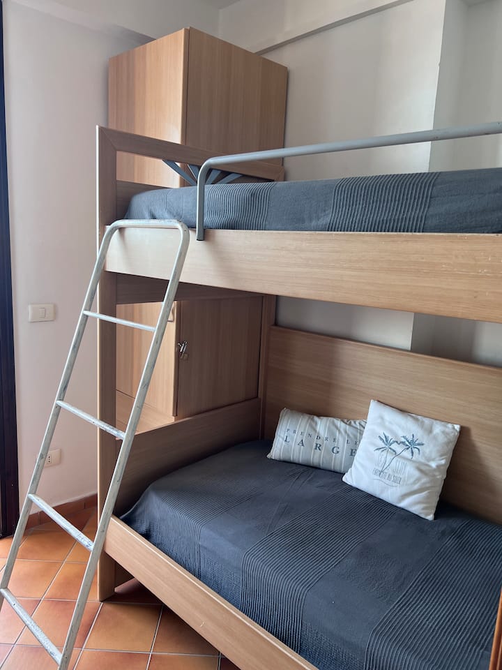 საძინებელი 2