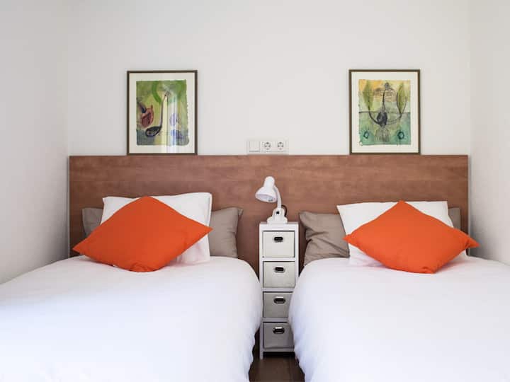 3e chambre avec climatisation et placard