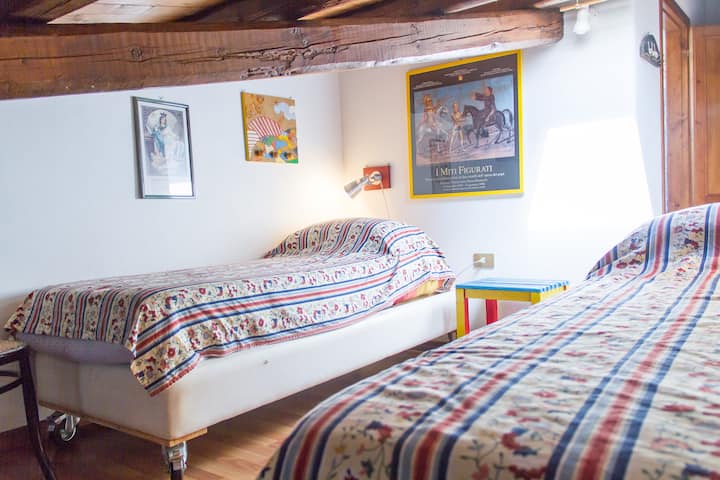 საძინებელი, პირველი სართული