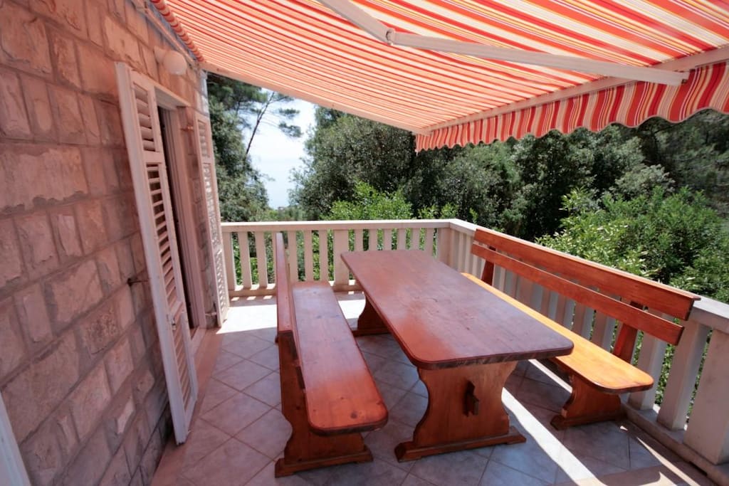 Terrace 1, Surface: 25 m²