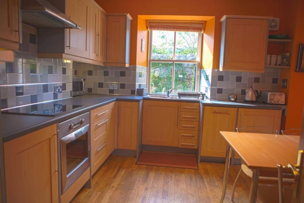 Dining Kitchen