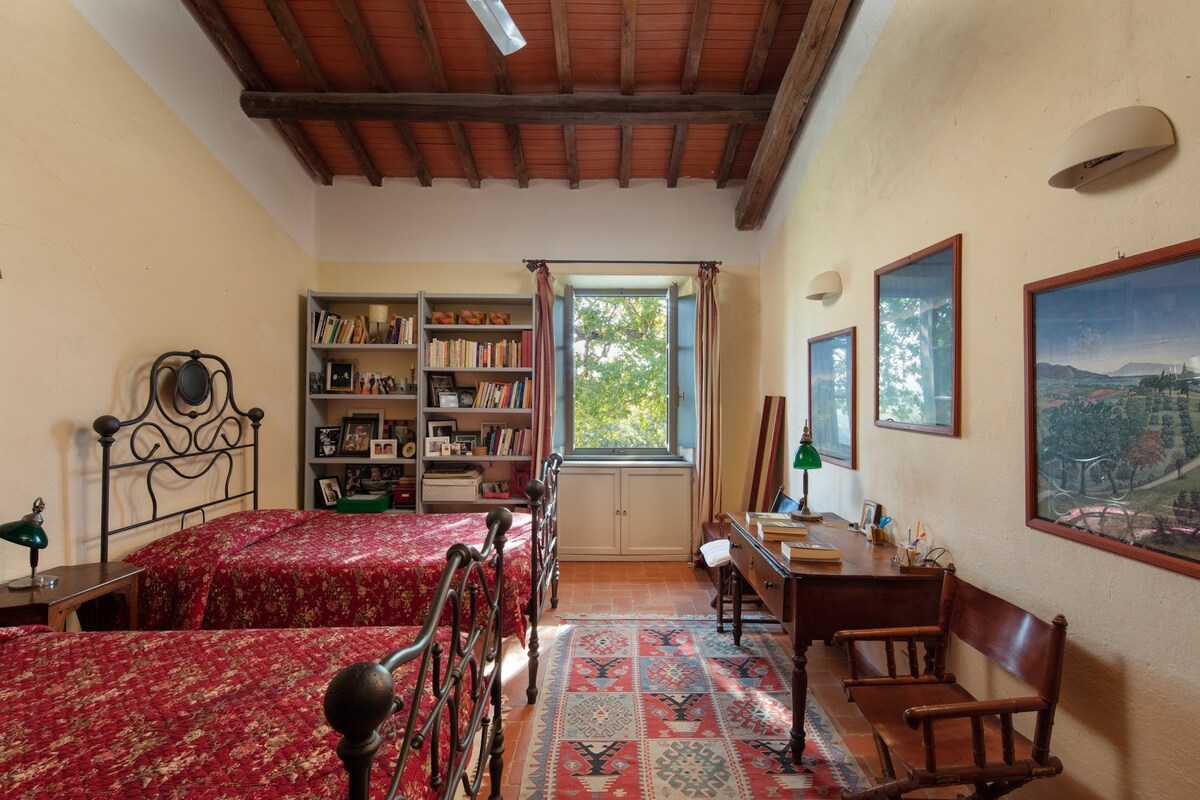 3号卧室，配有2张法式床（一楼）