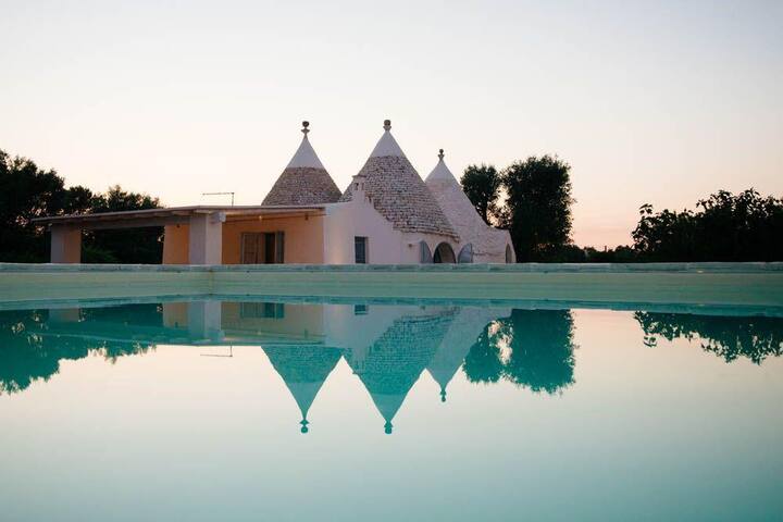 TRULLI ELIA con piscina