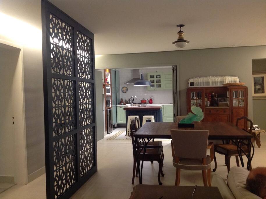 sala jantar integrada a cozinha
