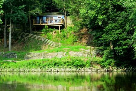 'The Blue Jay Cottage' - Privacy With A View!