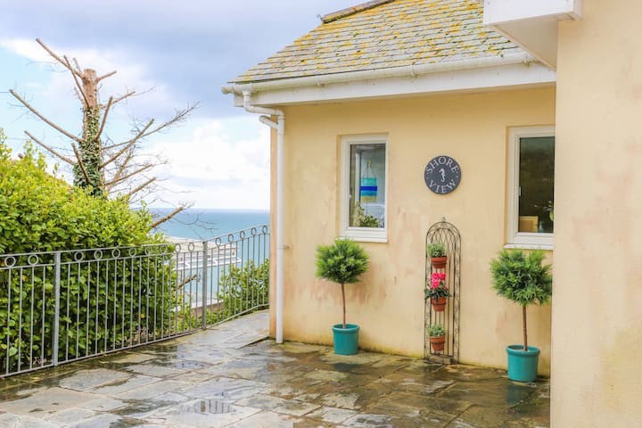 Shore View For 2 - Looe
