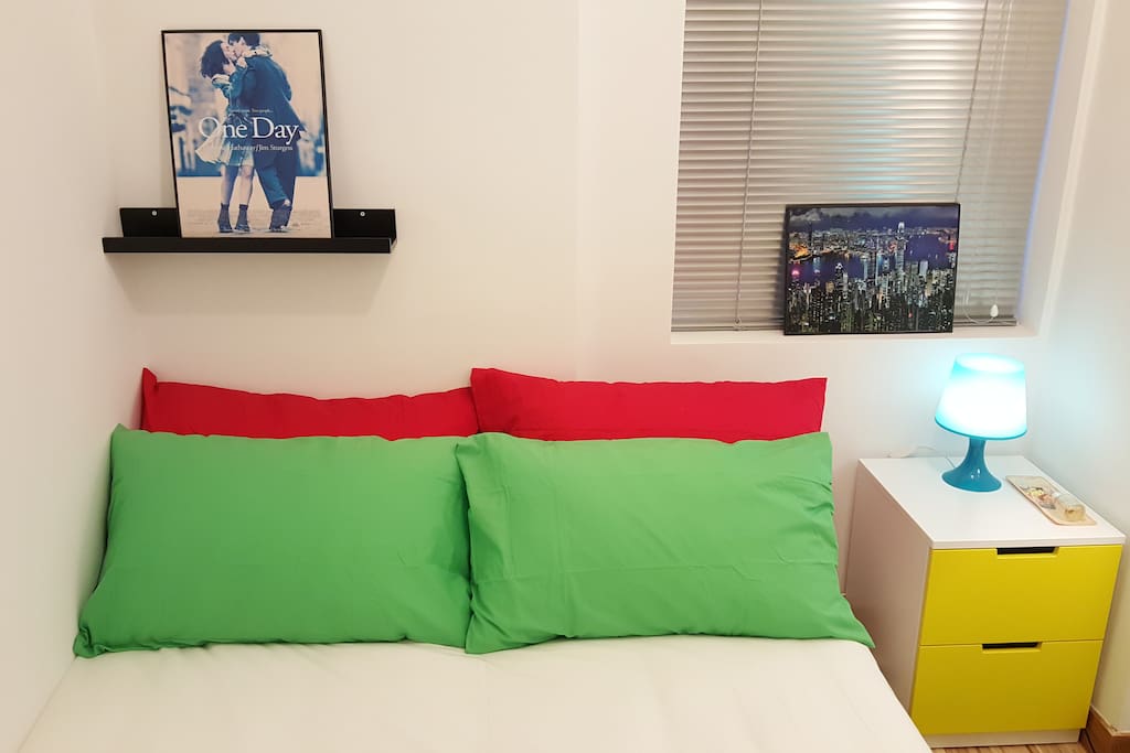 Red and Green pillow, very comfy
