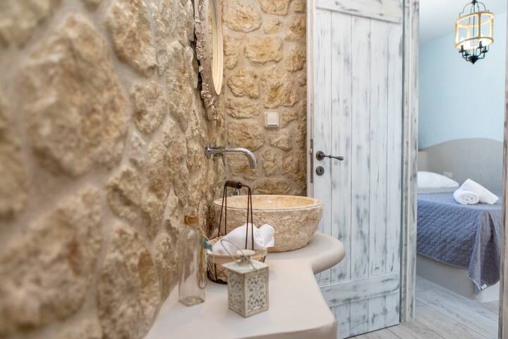 Peratsi stone houses gallery image 4