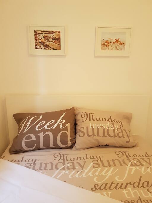 Queen bed