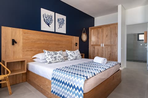 La Desirade (NEW OPENED 2020)