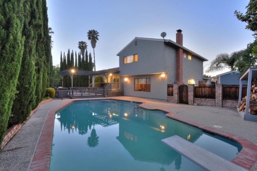 Heated swimming pool