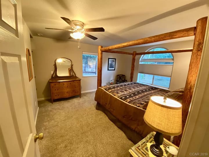 Dormitorio principal - Cama Cal King
