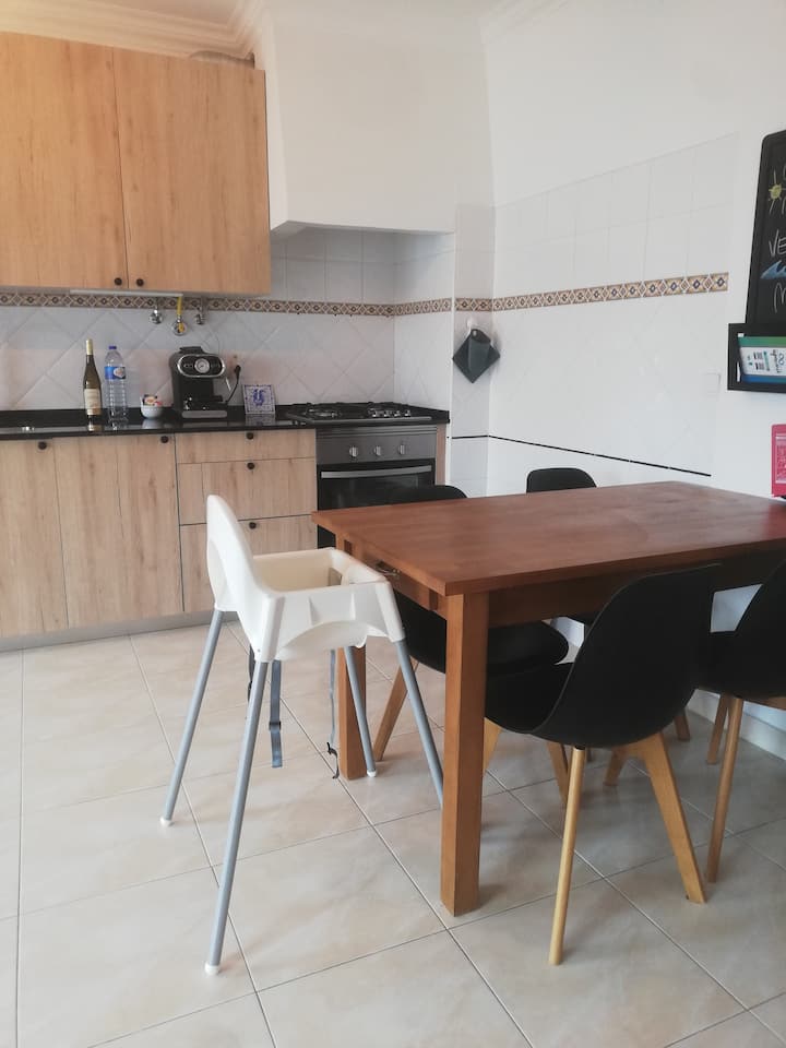 Bright Surfside Apartment Fast Wifi Ericeira - Ericeira