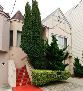 Private Room #1 and Breakfast Nook
