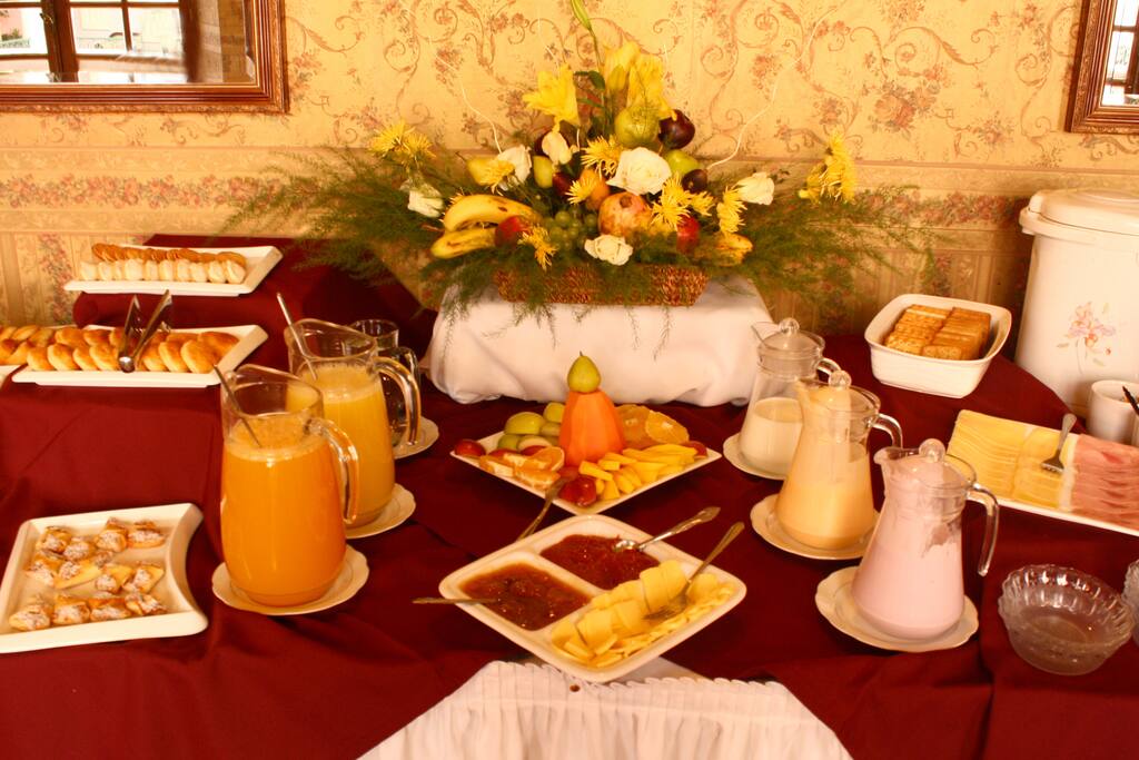 Buffet Breakfast