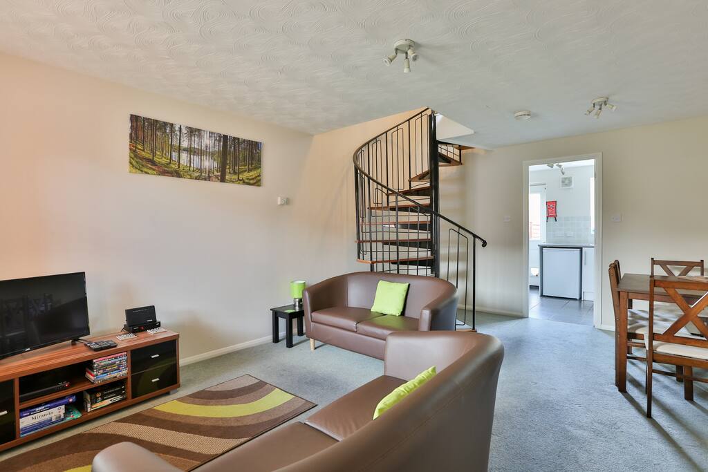 Rooms To Rent At Swindon Rooms To Rent At Swindon