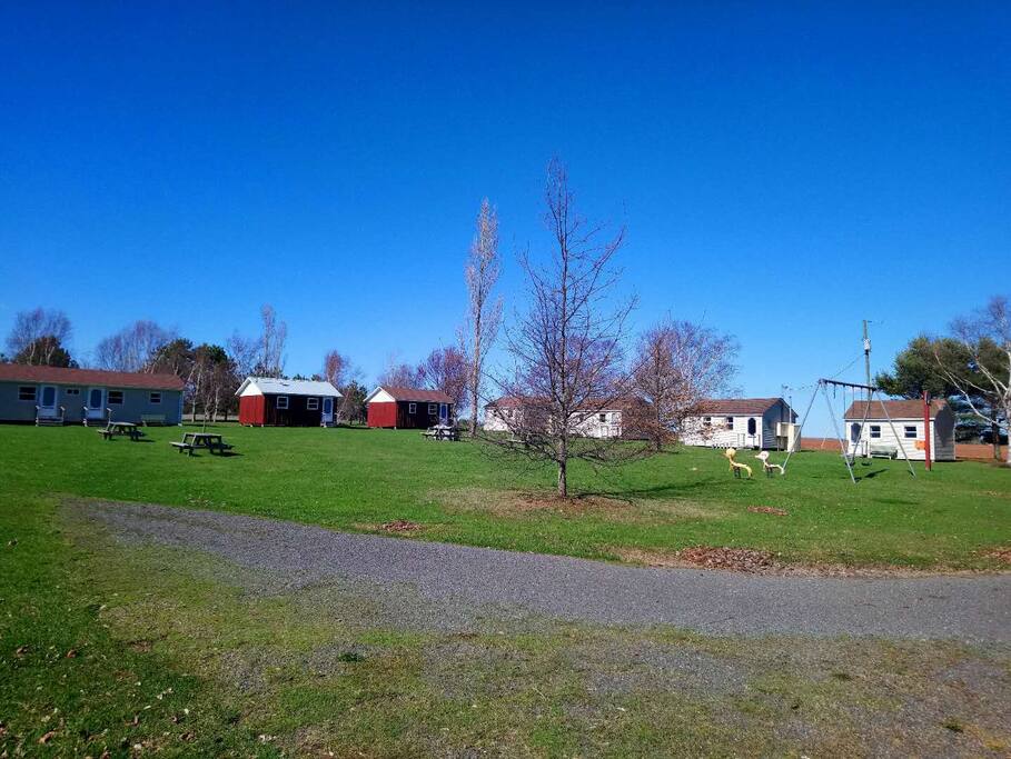 Rachel's Motel & Cottages Motel#C - Chalets for Rent in Belfast, Prince