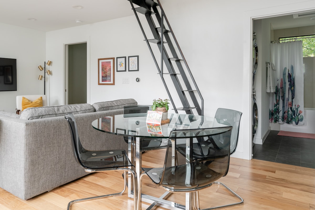 Modern East ATX Gem | Workspace + Walk everywhere