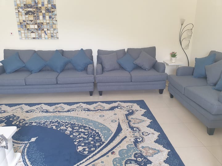A Modern 4 Bedrooms Resort With A Pool And Garden - Qatar