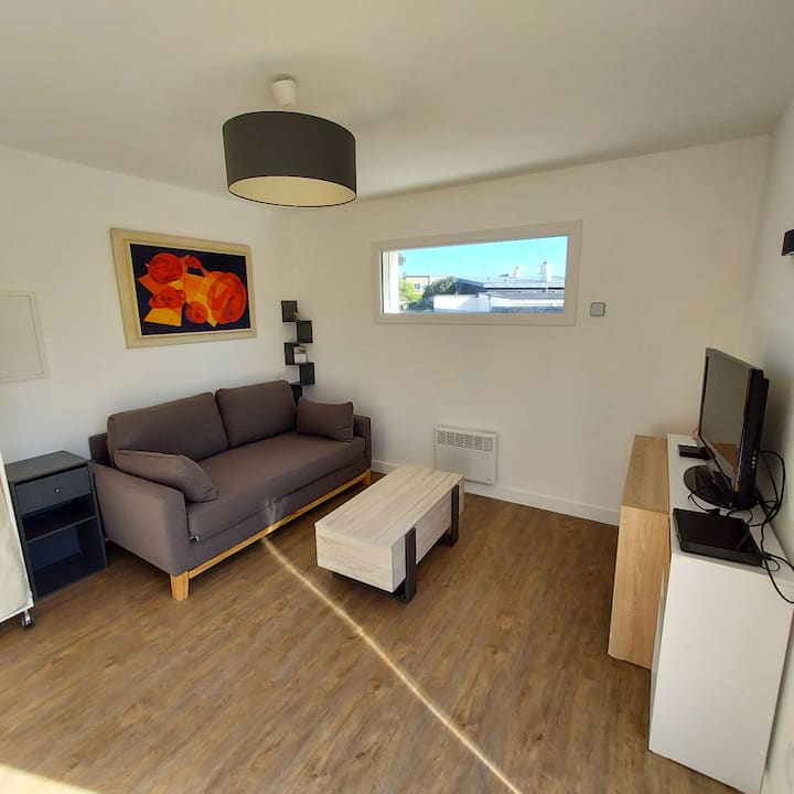 Studio Avec Terrasse Et Jardin à 100 M De La Plage - Lomener