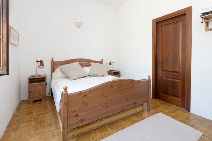 Third double bedroom with standard size double bed and en suite bathroom