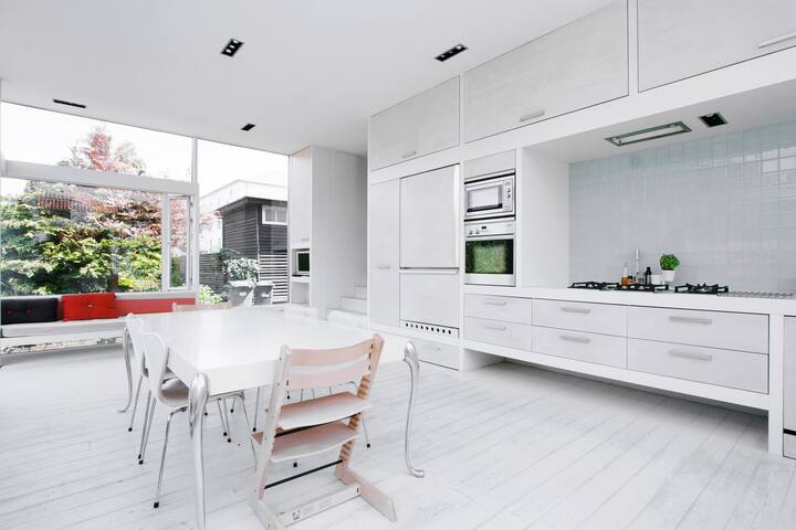 Unique Copenhagen house by the sea! gallery image 5