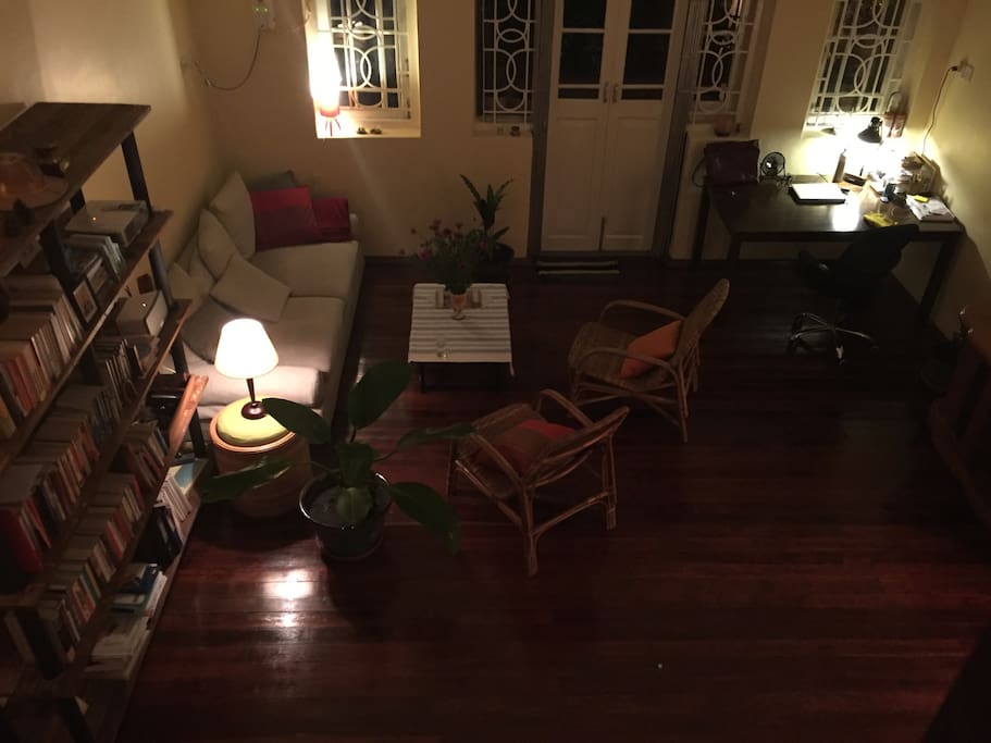 Living room (view from mezzanine floor - bedroom)