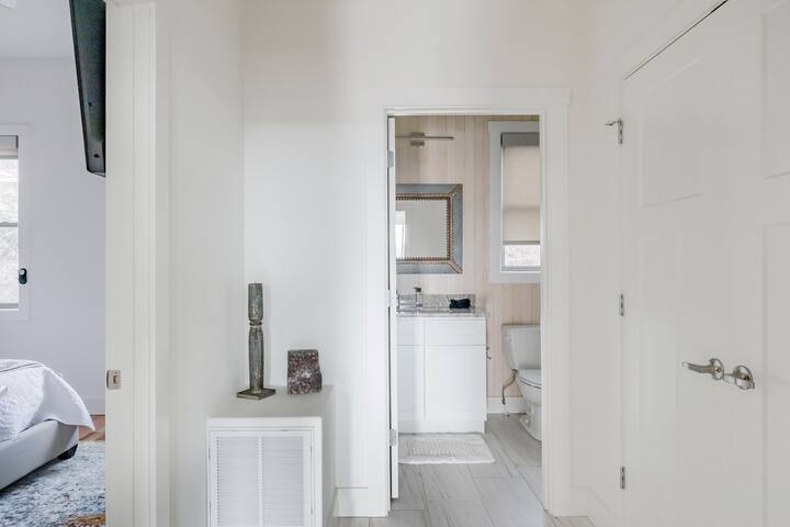 Upstream Penthouse – Ask about Wedding Venue gallery image 5