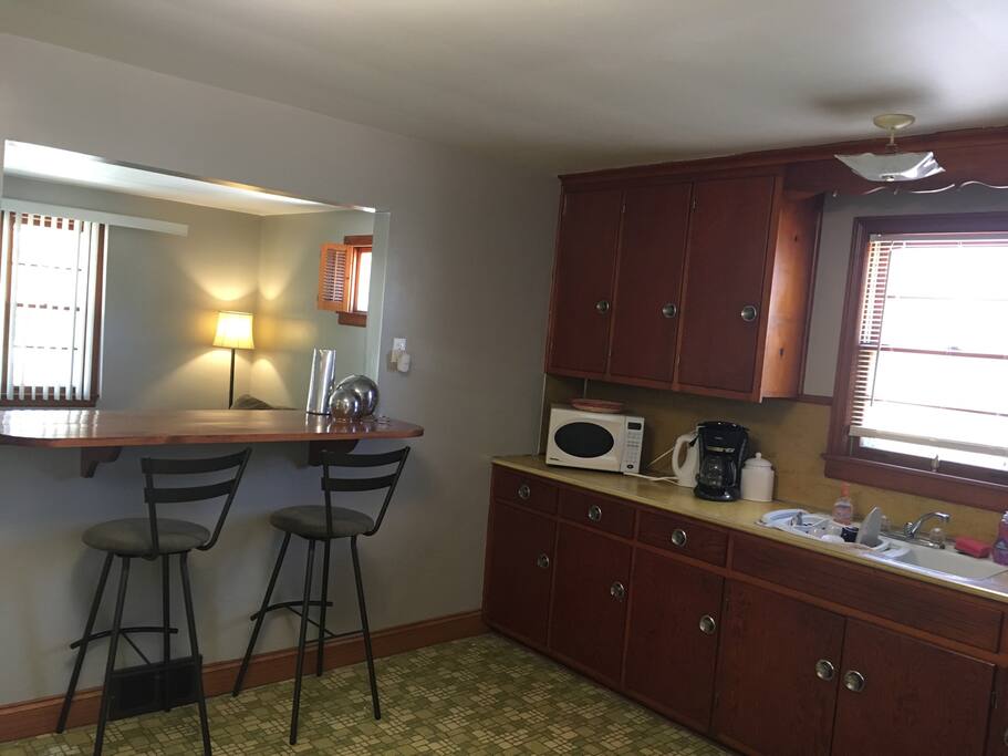 Breakfast bar
