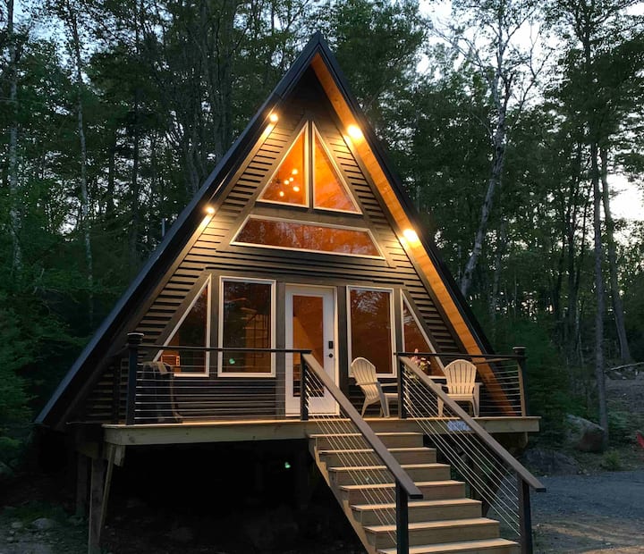 Quiet A-Frame w/Fire Pit in Maine Woods • Birch