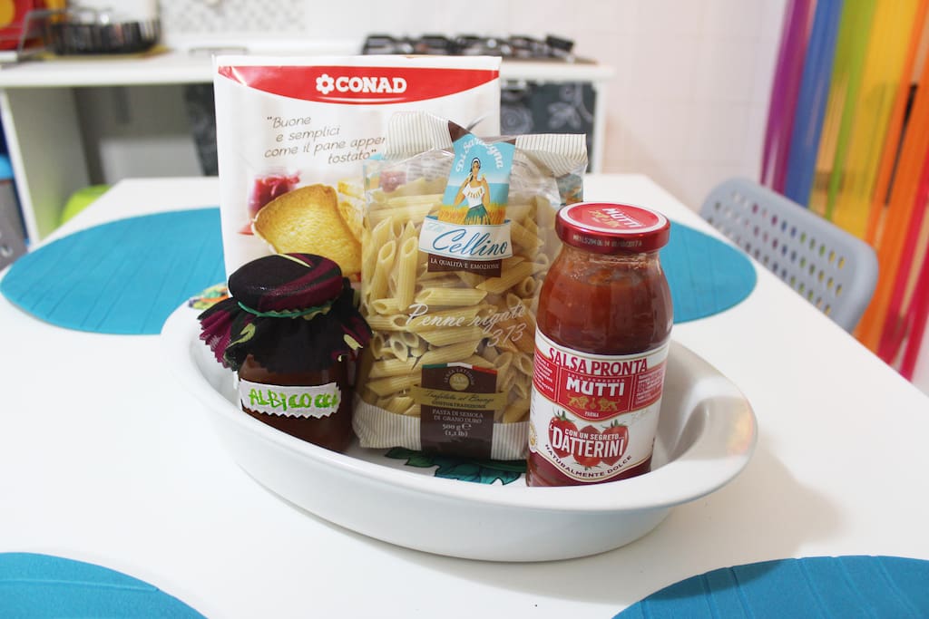 Sicilian food for your first breakfast and dinner