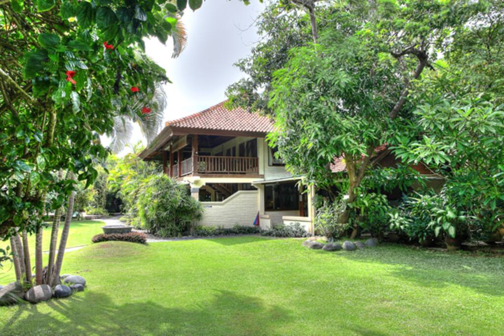 RAJA GARDENS reception
