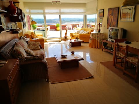 Propiedad de Airbnb exitosa: Magnificent, beaches, mountains, adventure and culture en Suances