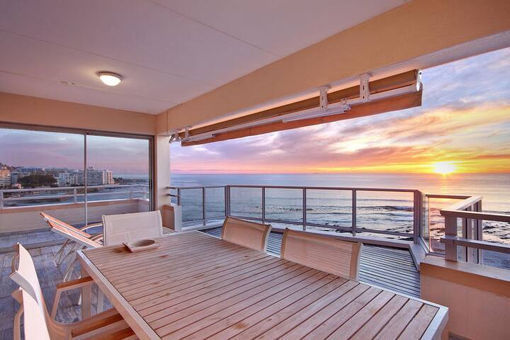 Penthouse @ 259 On Beach