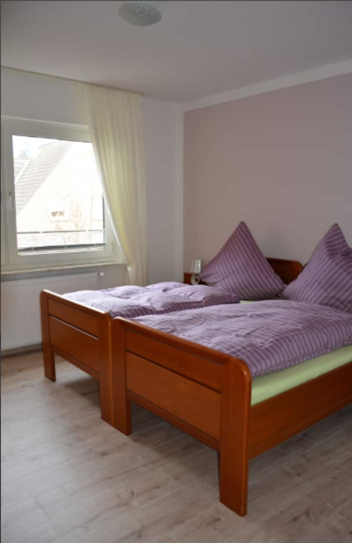 Chumba cha 2 cha kulala (chenye vitanda 2 vya mtu mmoja)