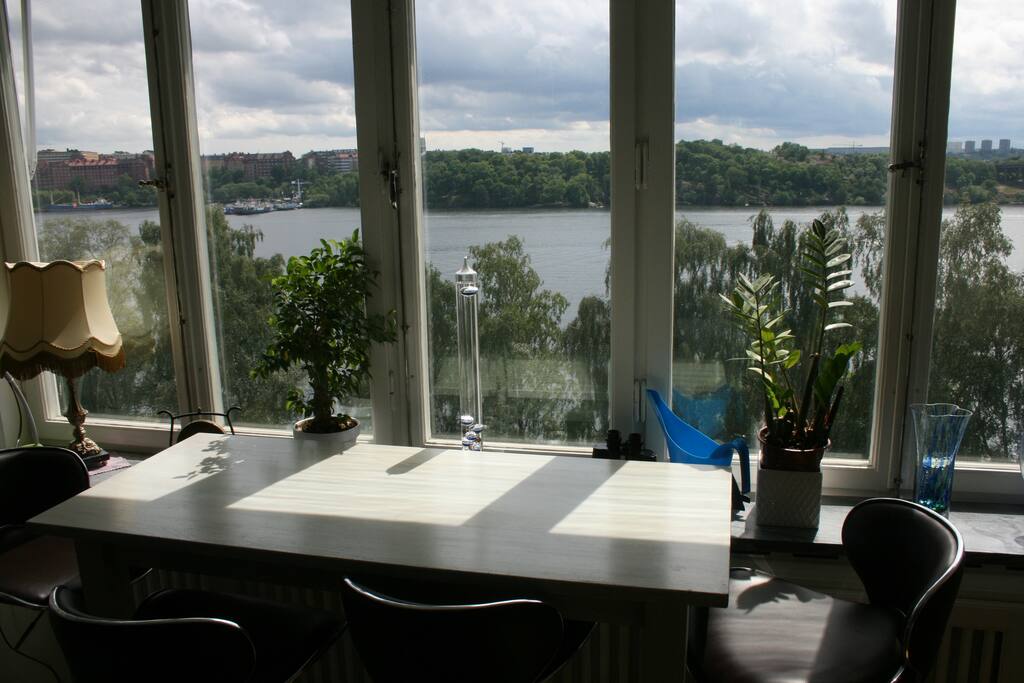Bar table in the living room for breakfast or a drink with a view