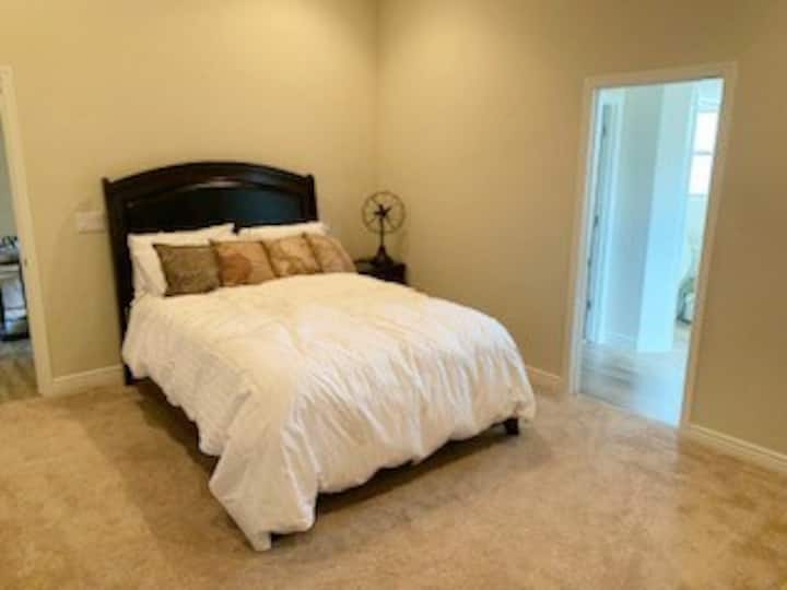 غرفة النوم 1