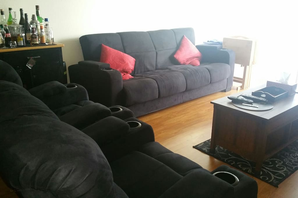 Comfortable Couch Sofa Bed ( Queen Size)