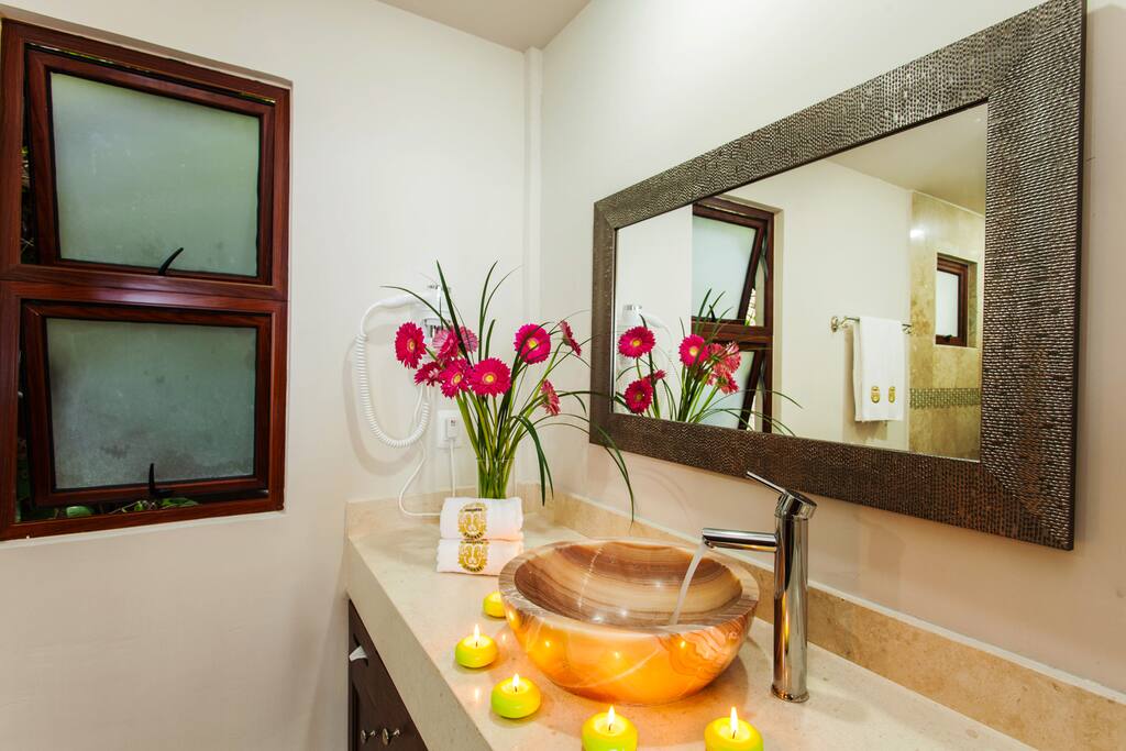 Sky Suite F