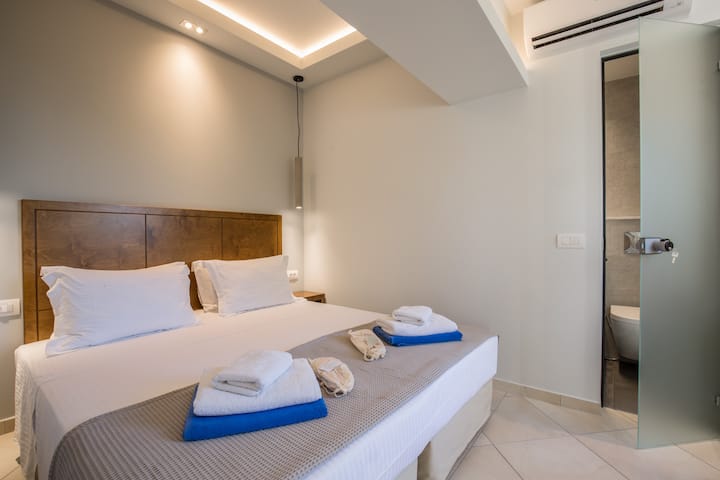 DHOMA E GJUMIT NR. 1 ME BANJË