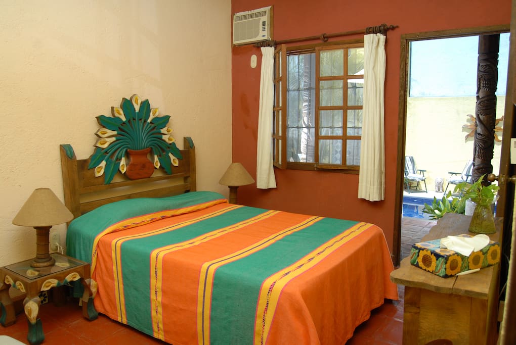 Small room, bedroom