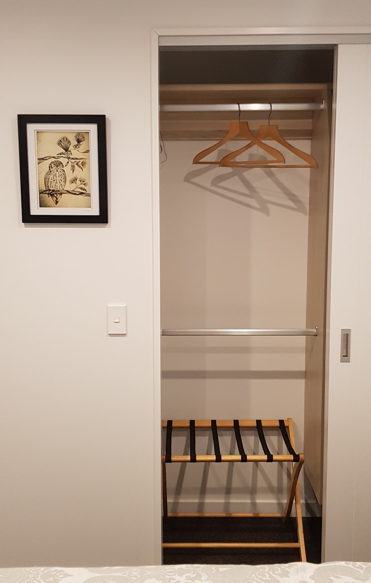 אחסון מזוודות