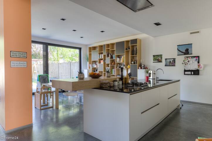 Groot app met verwarmd buitenzwembad gallery image 5