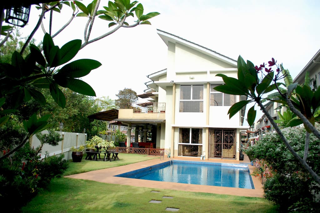 SPACIOUS POOL VILLA NEAR K LUMPUR Houses for Rent in SPACIOUS POOL VILLA NEAR K LUMPUR Houses for Rent in