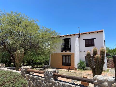 Casa Los Cardones