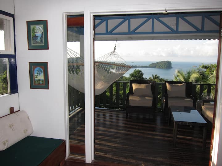 Beach House with Great Ocean View!