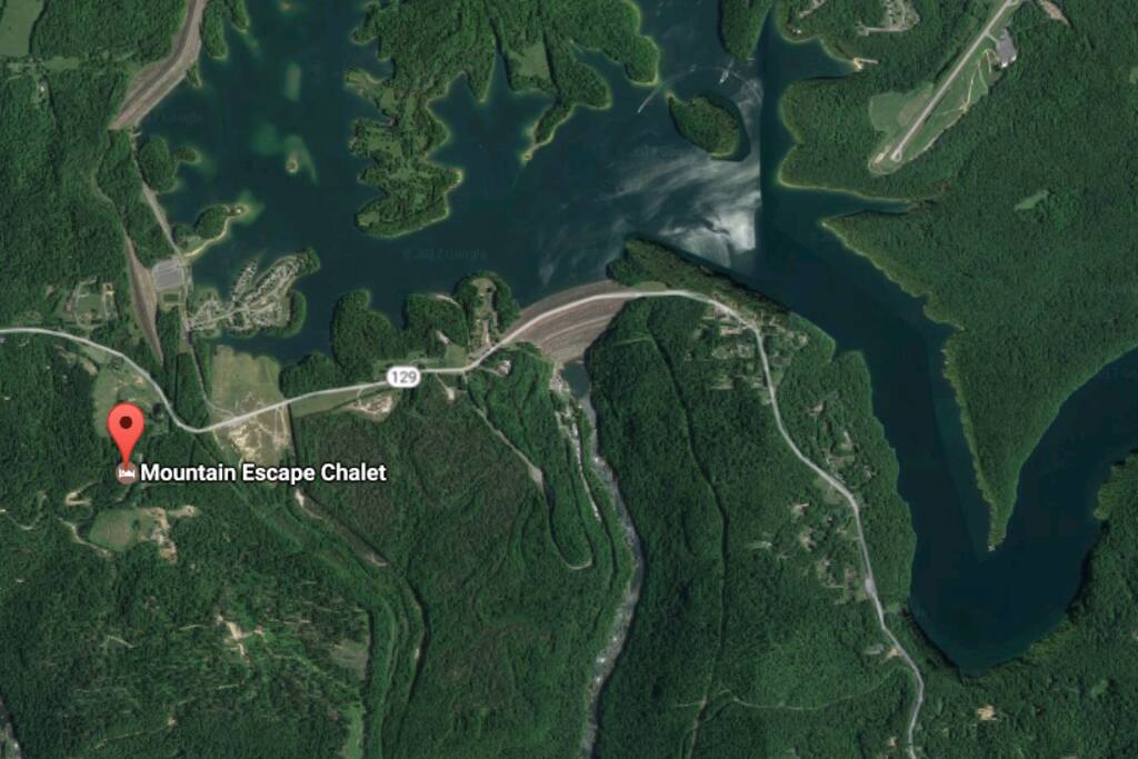 Minutes to the Lake and Dam